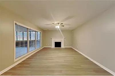 1464 Claredon Drive, Lawrenceville, GA 30043 - Photo 4