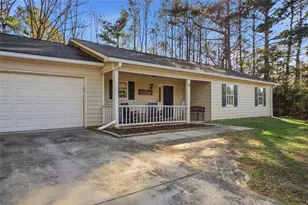 10 Stoneview Cir, Covington, GA 30016 - Photo 2