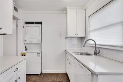 4282 Roswell Road NE #M2, Atlanta, GA 30342 - Photo 8