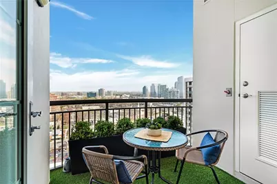 325 E Paces Ferry Road NE #2211, Atlanta, GA 30305 - Photo 32