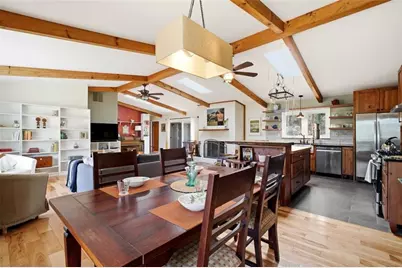 642 Kenilworth Circle, Stone Mountain, GA 30083 - Photo 14