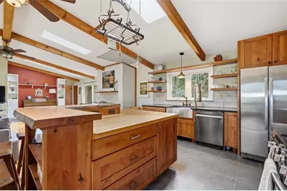 642 Kenilworth Circle, Stone Mountain, GA 30083 - Photo 16