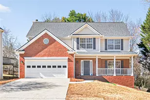 1585 Highland Farm Dr, Suwanee, GA 30024 - Photo 2