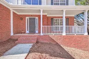 1585 Highland Farm Dr, Suwanee, GA 30024 - Photo 4