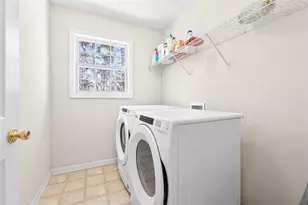 1585 Highland Farm Dr, Suwanee, GA 30024 - Photo 24