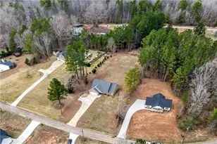 128 Tabitha Page Ln, Toccoa, GA 30577 - Photo 40