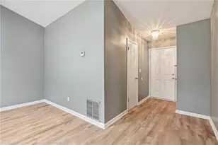 5418 Jamestowne Dr, Powder Springs, GA 30127 - Photo 6