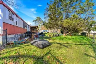 181 Rockwood Ln, Locust Grove, GA 30248 - Photo 2