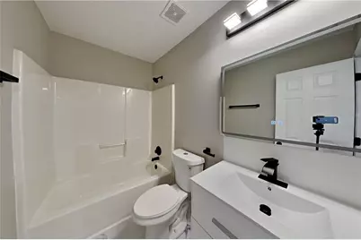 1719 Silverchase Drive SW, Marietta, GA 30008 - Photo 18