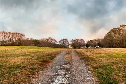 3068 H D Atha Road, Covington, GA 30014 - Photo 8