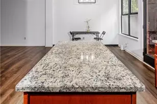 933 Spicy Oak Dr, Lawrenceville, GA 30044 - Photo 18