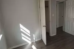 5135 Hilltop Dr, Union City, GA 30291 - Photo 16