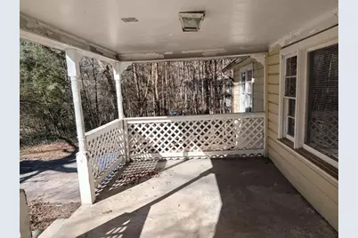 5135 Hilltop Drive, Union City, GA 30291 - Photo 2