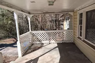 5135 Hilltop Dr, Union City, GA 30291 - Photo 2