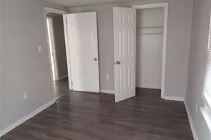 5135 Hilltop Dr, Union City, GA 30291 - Photo 14