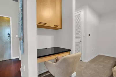 3324 Peachtree Road NE #1307, Atlanta, GA 30326 - Photo 18