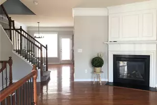 1377 Thornborough Dr, Alpharetta, GA 30004 - Photo 6