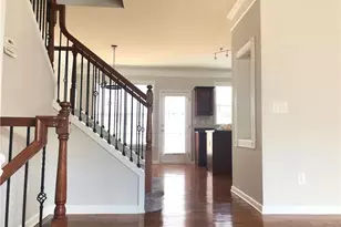 1377 Thornborough Dr, Alpharetta, GA 30004 - Photo 4