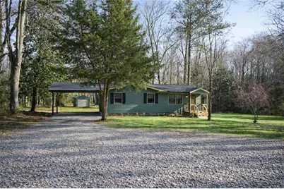 179 George Revell Street, Senoia, GA 30276 - Photo 2