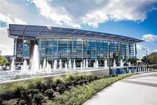 5635 Lake Forrest Dr, Sandy Springs, GA 30342 - Photo 4