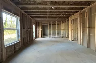 405 Crimson Feather Dr, Jefferson, GA 30549 - Photo 32