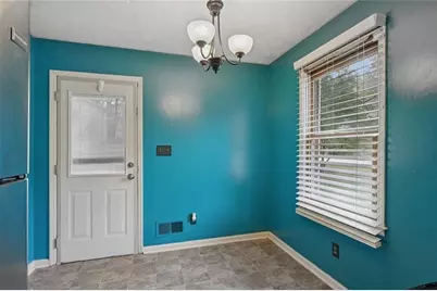 125 Meadowview Circle, Tyrone, GA 30290 - Photo 10