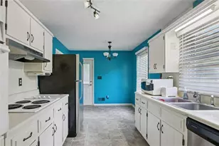 125 Meadowview Cir, Tyrone, GA 30290 - Photo 12