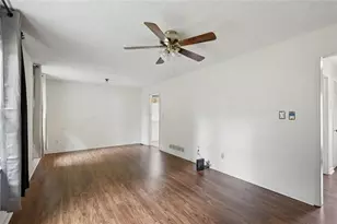 125 Meadowview Cir, Tyrone, GA 30290 - Photo 8