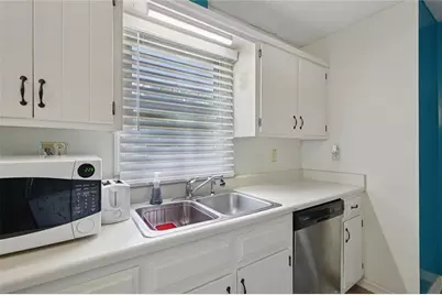 125 Meadowview Circle, Tyrone, GA 30290 - Photo 14