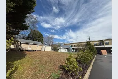 5621 Church Street, Flowery Branch, GA 30542 - Photo 16