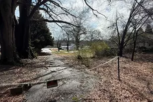 5621 Church St, Flowery Branch, GA 30542 - Photo 6