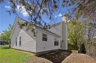 2816 Two Lakes Cir, South Fulton, GA 30349 - Photo 4