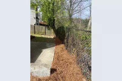 2816 Two Lakes Circle, South Fulton, GA 30349 - Photo 10