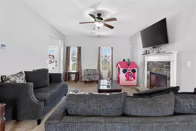 131 Bramble Way, Griffin, GA 30224 - Photo 8