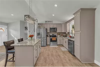 1023 Hickory Nut Lane, Lawrenceville, GA 30043 - Photo 10