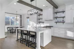 2990 Surrey Ln, Atlanta, GA 30341 - Photo 8