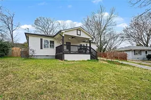 1117 Burbank Cir, Marietta, GA 30062 - Photo 4