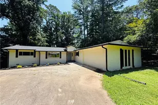 421 Safari Cir, Stone Mountain, GA 30083 - Photo 22