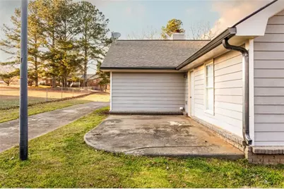 809 Parker Court, Monroe, GA 30656 - Photo 32