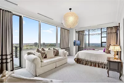 700 Park Regency Place NE #2403, Atlanta, GA 30326 - Photo 32