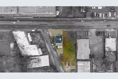 692 10th Street NW, Atlanta, GA 30318 - Photo 2