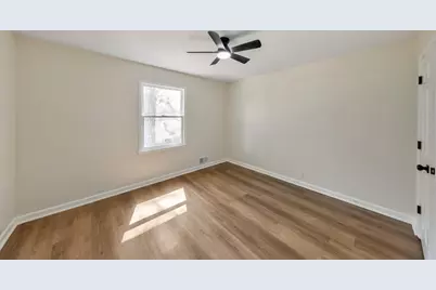 5112 Rocky Glen, Stone Mountain, GA 30088 - Photo 32