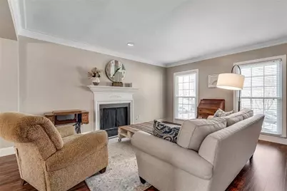 100 Mount Vernon Circle, Atlanta, GA 30338 - Photo 8