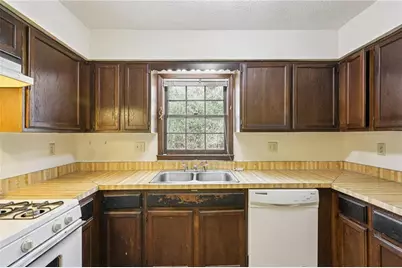 5332 Winslow Crossing, Lithonia, GA 30038 - Photo 8