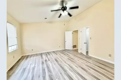 5370 Ridge Forest Drive, Stone Mountain, GA 30083 - Photo 10