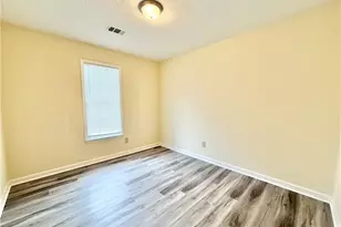 5370 Ridge Forest Dr, Stone Mountain, GA 30083 - Photo 16