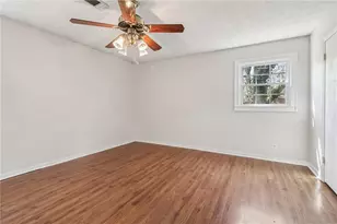 2844 Jordan Woods Dr, Lawrenceville, GA 30044 - Photo 12