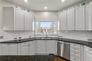 4177 Wyndam Hill Dr, Suwanee, GA 30024 - Photo 16