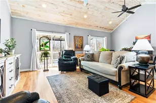 18 Shady Grove Ln, Blue Ridge, GA 30513 - Photo 4