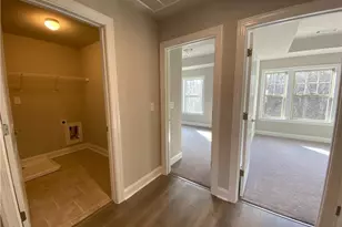 10012 Jack Dr, Roswell, GA 30076 - Photo 14
